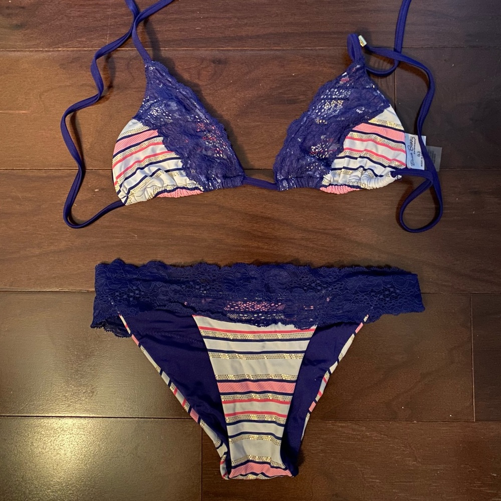 Beach bunny swimsuit L top M bottom